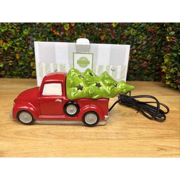 Scentsy Warmer SPECIAL DELIVERY Retro Red Truck Christmas Tree w/ Box Retired